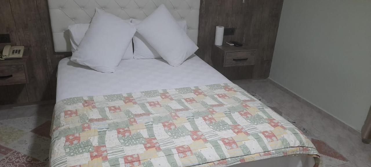 אנטליה Hotel Villa Granada מראה חיצוני תמונה
